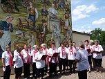 Volksfest vor Wandbild (Foto: Karl-Heinz Herrmann) Volksfest vor Wandbild (Foto: Karl-Heinz Herrmann)