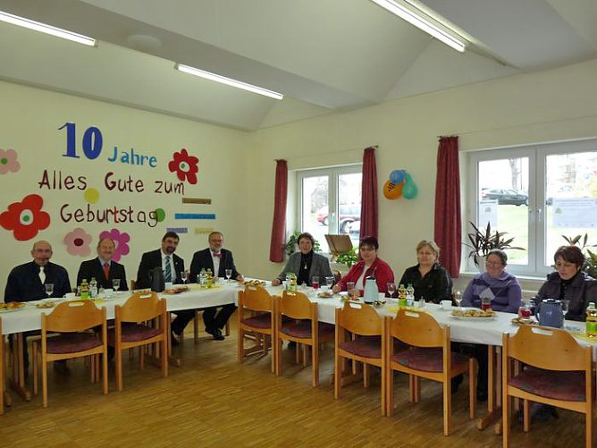 Innenminister brachte Geld vorbei (Foto: Karl-Heinz Herrmann) Innenminister brachte Geld vorbei (Foto: Karl-Heinz Herrmann)