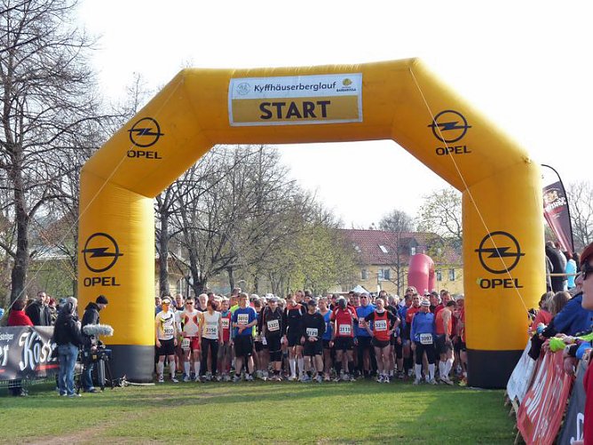 34. Kyffhäuserberglauf (2) (Foto: Karl-Heinz Herrmann) 34. Kyffhäuserberglauf (2) (Foto: Karl-Heinz Herrmann)