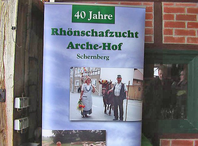 Besuch auf Arche- Rhönschafhof (Foto: Privat) Besuch auf Arche- Rhönschafhof (Foto: Privat)