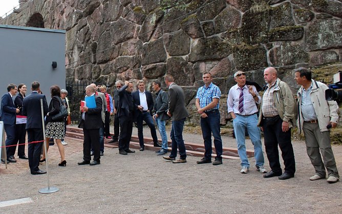 Radfahrer bleiben auf dem Kyffhäuser weiter im Abseits? (Foto: Karl-Heinz Herrmann) Radfahrer bleiben auf dem Kyffhäuser weiter im Abseits? (Foto: Karl-Heinz Herrmann)