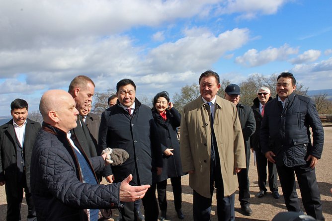 Grund regte Delegationsaustausch Nordthüringen Mongolei an (Foto: Karl-Heinz Herrmann) Grund regte Delegationsaustausch Nordthüringen Mongolei an (Foto: Karl-Heinz Herrmann)