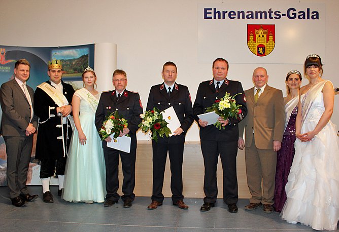 Bad Frankenhausen ehrt seine Feuerwehrleute (Foto: Karl-Heinz Herrmann) Bad Frankenhausen ehrt seine Feuerwehrleute (Foto: Karl-Heinz Herrmann)