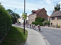Radfahrer begr&uuml;&szlig;t (Foto: Karl-Heinz Herrmann)