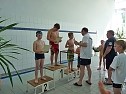 Spannende Schwimmduelle (Foto: Karl-Heinz Herrmann)