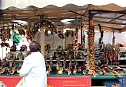 Besuch auf dem Zwiebelmarkt (Foto: Peter Blei)