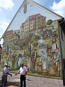 Volksfest vor Wandbild (Foto: Karl-Heinz Herrmann) Volksfest vor Wandbild (Foto: Karl-Heinz Herrmann)