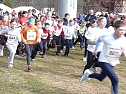 Kinder und Jugendliche beim Possenlauf (Foto: Karl-Heinz Herrmann)