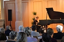 Pianistin bei "Noten mit Dip" (Foto: Karl-Heinz Herrmann)