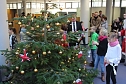 Weihnachtssingen in der Sparkasse (Foto: Karl-Heinz Herrmann) Weihnachtssingen in der Sparkasse (Foto: Karl-Heinz Herrmann)