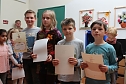 Wir vertreten die Schule beim Lesewettbewerb (Foto: Karl-Heinz Herrmann) Wir vertreten die Schule beim Lesewettbewerb (Foto: Karl-Heinz Herrmann)