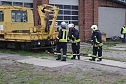 Am Gelände des Eisenbahnvereines in der Erfurter Straße / Am Petersenschacht fand am späten Nachmittag eine Rettungsgroßübung statt (<b>Update</b>)... Die diesjährigen Großübung fand in der Nähe des Hauptbahnhofs in Sondershausen statt. Alle drei Jahr steht so eine Großübung auf dem Plan. Waren es beim beim letzten Mal 30 Verletzte in einem Eisenbahnwaggon, waren dieses dieses Mal "nur" acht verl (Foto: Karl-Heinz Herrmann) Am Gelände des Eisenbahnvereines in der Erfurter Straße / Am Petersenschacht fand am späten Nachmittag eine Rettungsgroßübung statt (<b>Update</b>)... Die diesjährigen Großübung fand in der Nähe des Hauptbahnhofs in Sondershausen statt. Alle drei Jahr steht so eine Großübung auf dem Plan. Waren es beim beim letzten Mal 30 Verletzte in einem Eisenbahnwaggon, waren dieses dieses Mal "nur" acht verl (Foto: Karl-Heinz Herrmann)