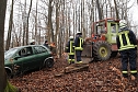 auto im Wald (Foto: S.Dietzel)