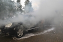 Zwei Fahrzeuge ausgebrannt (Foto: S. Dietzel) Zwei Fahrzeuge ausgebrannt (Foto: S. Dietzel)