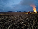Brennende Strohballen zwischen Holz- und Kirchengel (Foto: S. Dietzel) Brennende Strohballen zwischen Holz- und Kirchengel (Foto: S. Dietzel)