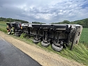 Unfall mit umgekipptem Sattelzug (Foto: S.Dietzel)