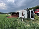 Unfall mit umgekipptem Sattelzug (Foto: S.Dietzel)