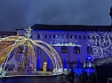 Weihnachtsmarkt und "Weiße Schlossweihnacht" feierlich in Sondershausen eröffnet (Foto: Janine Skara) Weihnachtsmarkt und "Weiße Schlossweihnacht" feierlich in Sondershausen eröffnet (Foto: Janine Skara)