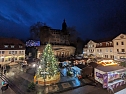 Weihnachtsmarkt und "Weiße Schlossweihnacht" feierlich in Sondershausen eröffnet (Foto: Janine Skara) Weihnachtsmarkt und "Weiße Schlossweihnacht" feierlich in Sondershausen eröffnet (Foto: Janine Skara)