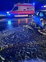 Unfall in Greußen - Pkw kollidiert, in der Straße Hinter der Ziegelhütte in Fahrtrichtung B4, mit Sattelzug (Foto: Si. Dietzel ) Unfall in Greußen - Pkw kollidiert, in der Straße Hinter der Ziegelhütte in Fahrtrichtung B4, mit Sattelzug (Foto: Si. Dietzel )