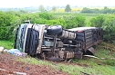 Verunglückter Bananentransport an der A38 (Foto: S. Dietzel) Verunglückter Bananentransport an der A38 (Foto: S. Dietzel)