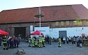 Aufstellung des Maibaums in Kelbra (Foto: Ulrich Reinboth)