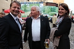 Ofenpraline zur Premiere (Foto: Karl-Heinz Herrmann)