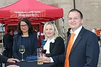 Ofenpraline zur Premiere (Foto: Karl-Heinz Herrmann)