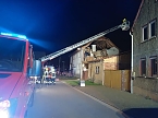 Bild: Giebeldach in Seehausen eingest&uuml;rzt (Foto: Feuerwehr Seehausen/Feuerwehr Bad Frankenhausen/Silvio Dietzel )