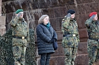 Verleihung des Fahnenbandes vor dem Kyffh&auml;user Denkmal (Foto: Eva Maria Wiegand)
