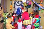 Bild: Sogar der echte Faschingsprinz vom ECV, Sebastian I., feierte mit beim Kinderfasching in der Kindervilla Bad Frankenhausen (Foto: Katrin Milde)