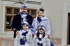 Ein bunter Karnevalszug zog sich am Rosenmontag durch Sondershausen (Foto: Eva Maria Wiegand)