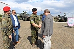Bild: Ministerpr&auml;sident Ramelow zu Besuch in der Kyffh&auml;user Kaserne (Foto: Eva Maria Wiegand)