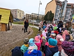 Neuer Baum f&uuml;r die Schlossparkspatzen in Sondershausen (Foto: Janine Skara)