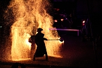 Spektakul&auml;re Feuershow von "EVENTPUPPETS" beim Mittelalterstadtfest in Bad Langensalza (Foto: Eva Maria Wiegand)