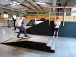 Abschluss in Skate-Arena (Foto: Karl-Heinz Herrmann)