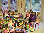 Spielzeugspende übergeben (Foto: privat) Spielzeugspende übergeben (Foto: privat)