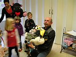 Spielzeugspende übergeben (Foto: privat) Spielzeugspende übergeben (Foto: privat)