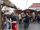 Weihnachtsmarkt gestartet (Foto: Karl-Heinz Herrmann)