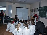 Klimaexperimente im Klassenzimmer (Foto: Karl-Heinz Herrmann)