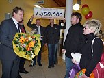 Der 1.500.000. Besucher (Foto: Karl-Heinz Herrmann) Der 1.500.000. Besucher (Foto: Karl-Heinz Herrmann)