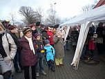 Weihnachtsmarkt (1) (Foto: Karl-Heinz Herrmann) Weihnachtsmarkt (1) (Foto: Karl-Heinz Herrmann)