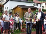 Schulgarten eingeweiht (Foto: Karl-Heinz Herrmann) Schulgarten eingeweiht (Foto: Karl-Heinz Herrmann)