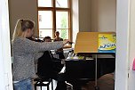 "Schr&auml;ge T&ouml;ne" in der Musikschule (Foto: Karl-Heinz Herrmann)