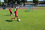 Volles Training bei der Fu&szlig;ballschule (Foto: Karl-Heinz Herrmann)