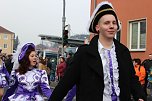 N&auml;rrinnen und Narren zogen durch Sondershausen (1) (Foto: Karl-Heinz Herrmann)