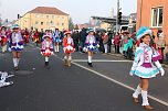 N&auml;rrinnen und Narren zogen durch Sondershausen (2) (Foto: Karl-Heinz Herrmann)