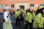 N&auml;rrinnen und Narren zogen durch Sondershausen (2) (Foto: Karl-Heinz Herrmann)