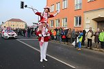 N&auml;rrinnen und Narren zogen durch Sondershausen (2) (Foto: Karl-Heinz Herrmann)