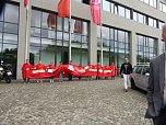 Protest der Besch&auml;ftigten (Foto: Harald Buntfu&szlig;)